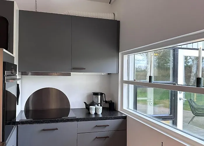 Eno / Karrebaeksminde, Strandrylevej 31 بيت للعطل *